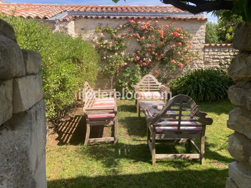Photo 6 : NC d'une maison située à Sainte-Marie-de-Ré, île de Ré.