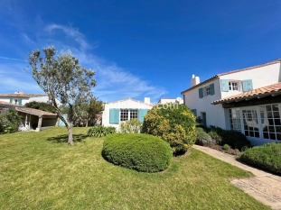 Ile de Ré:Maison ars en ré - charme et grand jardin