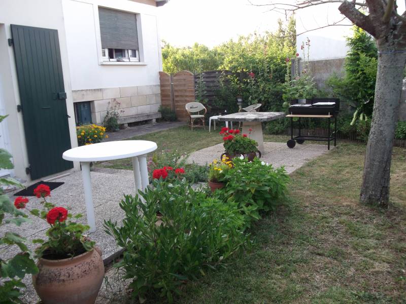 Photo 10 : JARDIN d'une maison située à La Flotte-en-Ré, île de Ré.