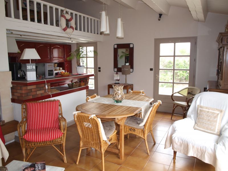 Photo 1 : SEJOUR d'une maison située à La Flotte-en-Ré, île de Ré.