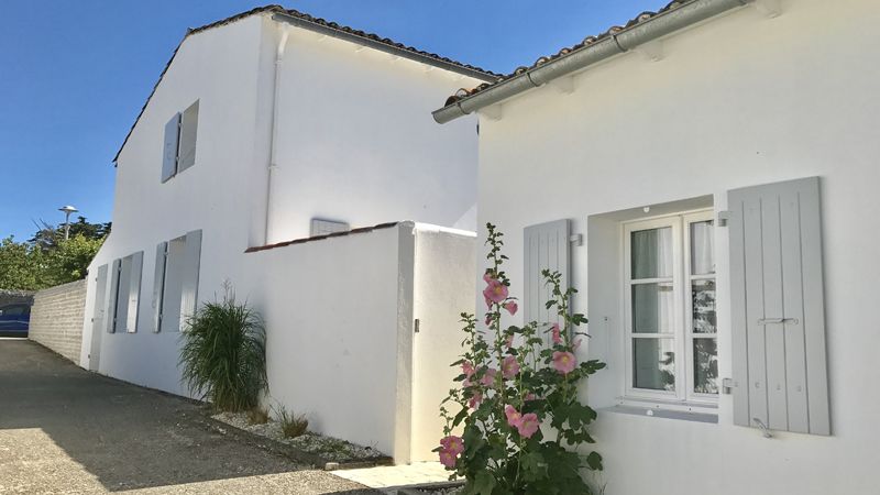 Photo 9 : EXTERIEUR d'une maison située à La Flotte-en-Ré, île de Ré.