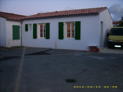 Photo 14 : ENTREE d'une maison située à La Flotte-en-Ré, île de Ré.