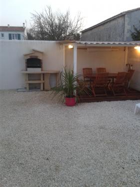 Photo 13 : PATIO d'une maison située à La Flotte-en-Ré, île de Ré.