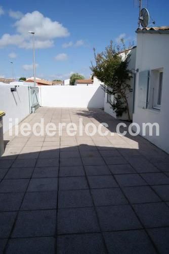 Photo 24 : TERRASSE d'une maison située à Rivedoux-Plage, île de Ré.