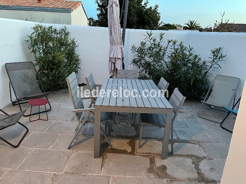 Photo 8 : TERRASSE d'une maison située à Rivedoux-Plage, île de Ré.