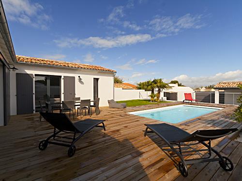 Photo 12 : EXTERIEUR d'une maison située à La Flotte-en-Ré, île de Ré.