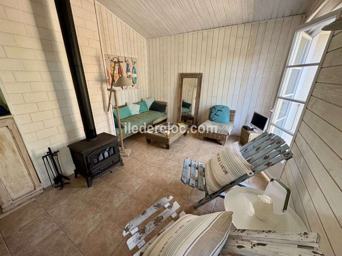 Photo 11 : SEJOUR d'une maison situ&eacute;e &agrave; Loix, &icirc;le de R&eacute;.