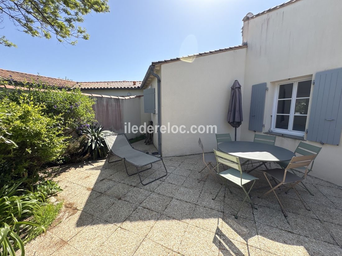 Photo 5 : JARDIN d'une maison situ&eacute;e &agrave; Loix, &icirc;le de R&eacute;.