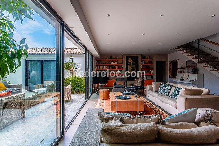 Photo 6 : NC d'une maison située à Le Bois-Plage-en-Ré, île de Ré.