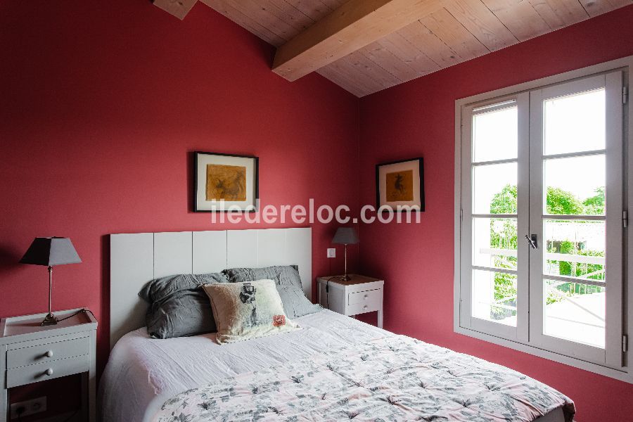 Photo 16 : CHAMBRE d'une maison située à Le Bois-Plage-en-Ré, île de Ré.