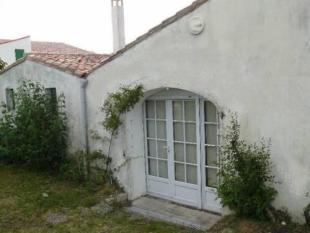 ile de ré Maisonnette de charme rnove avec jardin au coeur d