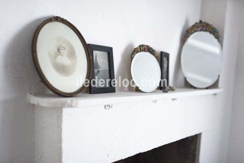 Photo 8 : CHAMBRE d'une maison située à Ars en Ré, île de Ré.