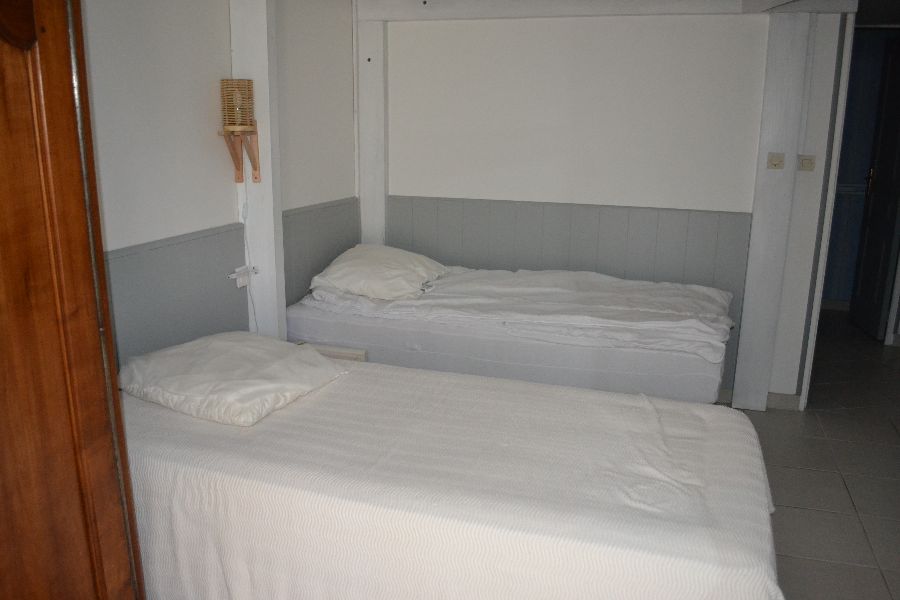 Photo 7 : CHAMBRE d'une maison située à Le Bois-Plage-en-Ré, île de Ré.