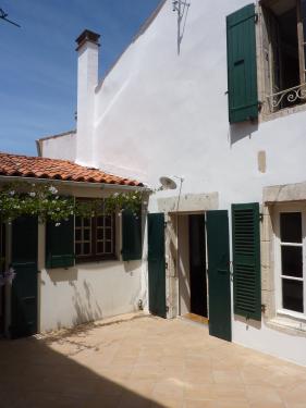 Photo 1 : NC d'une maison située à La Flotte, île de Ré.