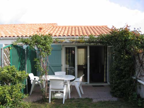 Photo 1 :  d'une maison située à La Flotte, île de Ré.