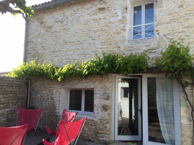 Photo 2 : EXTERIEUR d'une maison située à Le Bois-Plage-en-Ré, île de Ré.