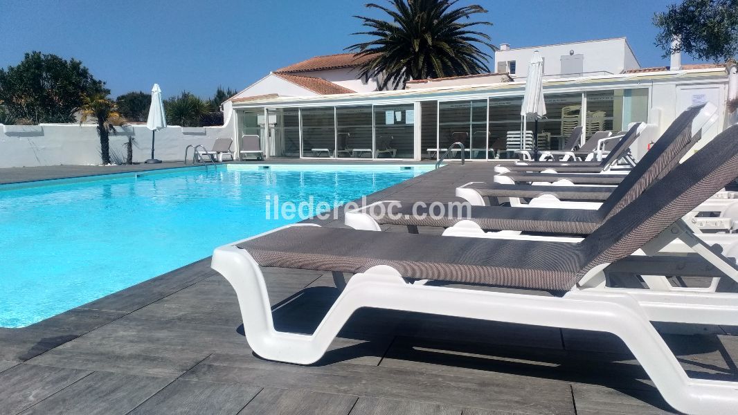 Photo 2 : PISCINE d'une maison située à La Couarde-sur-mer, île de Ré.