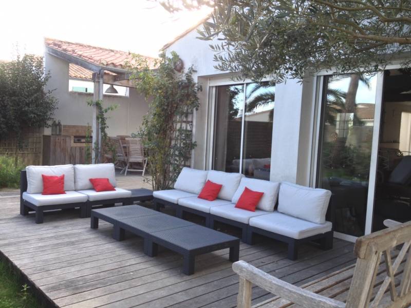 Photo 19 : EXTERIEUR d'une maison située à Le Bois-Plage, île de Ré.