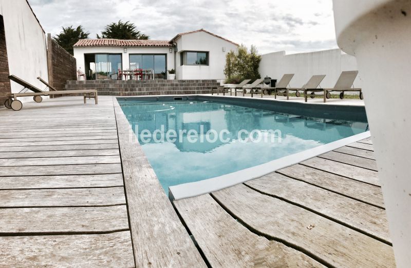 Photo 18 : EXTERIEUR d'une maison située à Sainte-Marie-de-Ré, île de Ré.