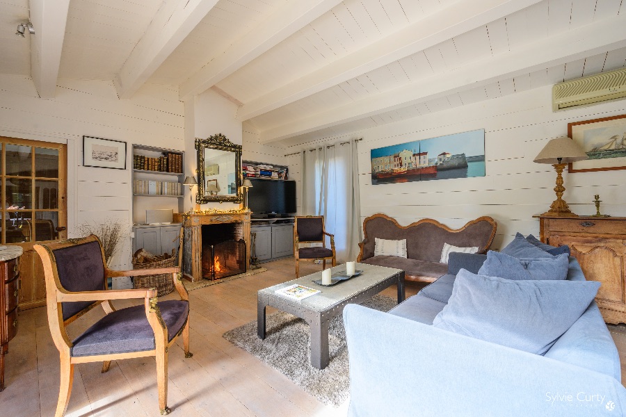 Photo 44 : SEJOUR d'une maison située à La Couarde-sur-mer, île de Ré.