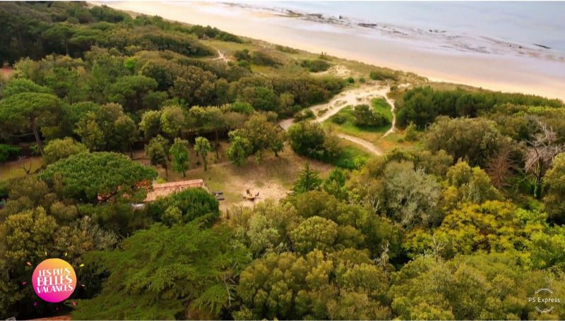 Photo 25 : NC d'une maison située à La Couarde-sur-mer, île de Ré.