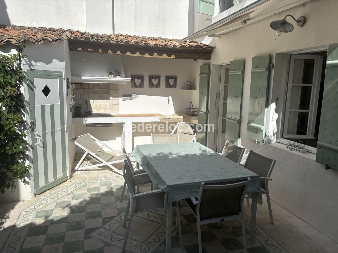 Photo 17 : TERRASSE d'une maison située à Le Bois-Plage-en-Ré, île de Ré.