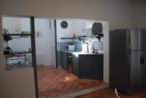 Photo 4 : CUISINE d'une maison située à Ars en Ré, île de Ré.