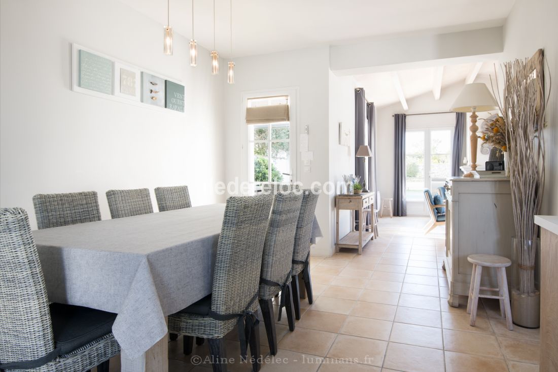 Photo 9 : SEJOUR d'une maison située à Le Bois-Plage-en-Ré, île de Ré.