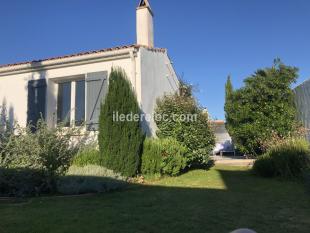 Ile de Ré:Maison de charme proche plage et centre avec jardin