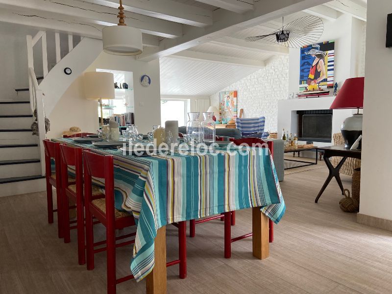 Photo 13 : SEJOUR d'une maison située à Le Bois-Plage-en-Ré, île de Ré.