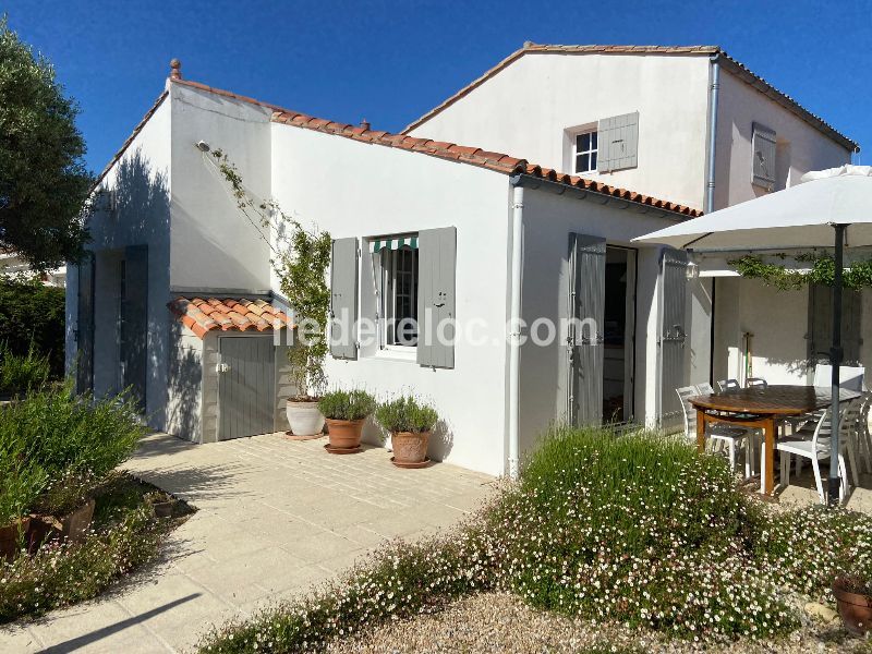 Photo 3 : NC d'une maison située à Le Bois-Plage-en-Ré, île de Ré.