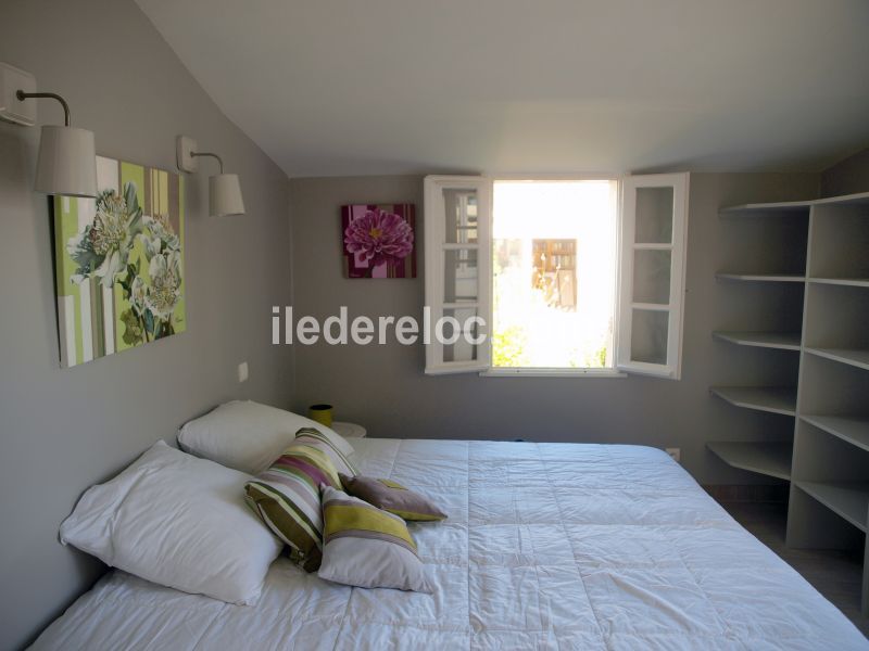 Photo 30 : CHAMBRE d'une maison située à Le Bois-Plage-en-Ré, île de Ré.