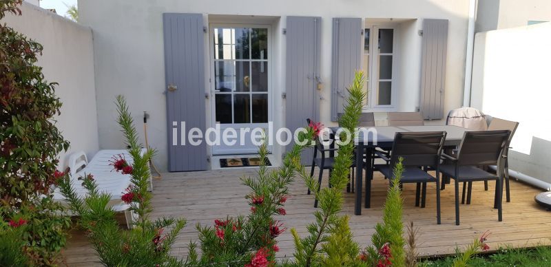 Photo 1 : EXTERIEUR d'une maison située à La Flotte-en-Ré, île de Ré.