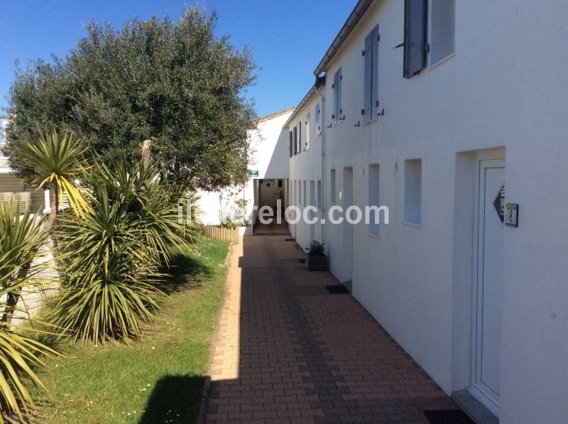 Photo 21 : EXTERIEUR d'une maison située à La Couarde-sur-mer, île de Ré.