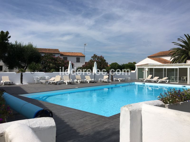 Photo 1 : PISCINE d'une maison située à La Couarde-sur-mer, île de Ré.