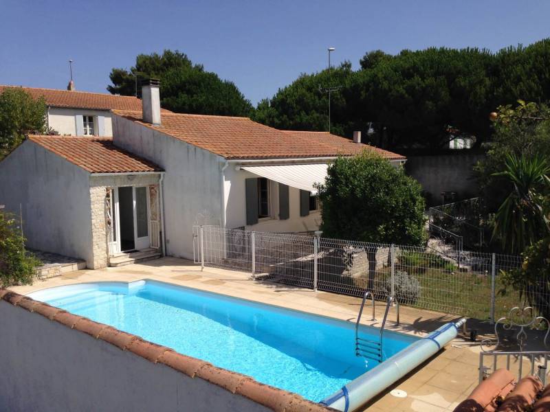 Photo 1 : EXTERIEUR d'une maison située à Rivedoux, île de Ré.