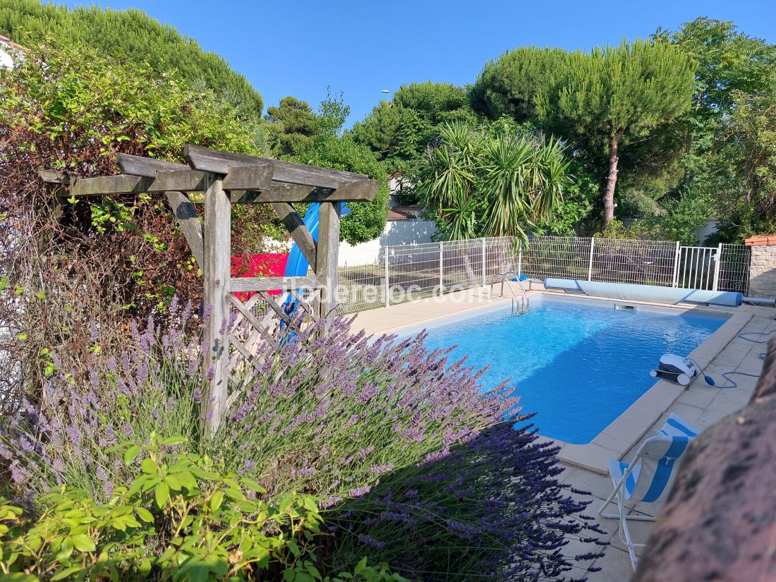 Photo 16 : NC d'une maison située à Rivedoux, île de Ré.