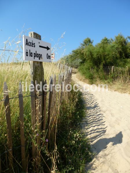 Photo 22 : EXTERIEUR d'une maison située à Sainte-Marie, île de Ré.