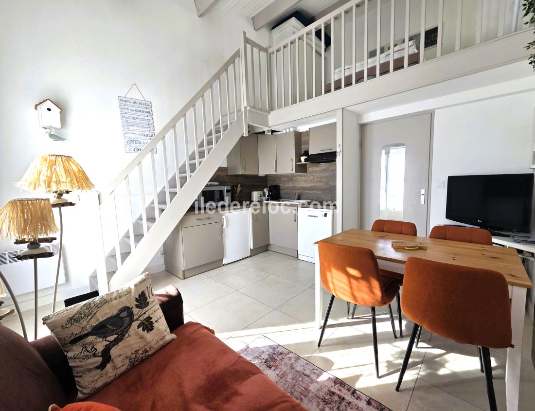 Photo 5 : NC d'une maison situ&eacute;e &agrave; Saint-Martin-de-R&eacute;, &icirc;le de R&eacute;.