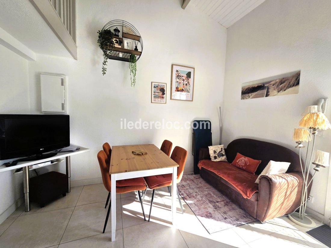 Photo 8 : NC d'une maison situ&eacute;e &agrave; Saint-Martin-de-R&eacute;, &icirc;le de R&eacute;.