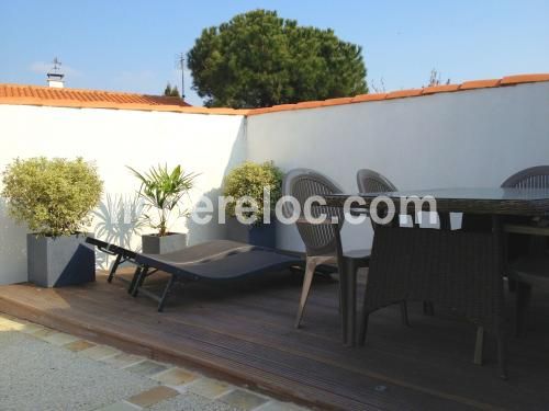 Photo 1 : TERRASSE d'une maison située à Rivedoux-Plage, île de Ré.