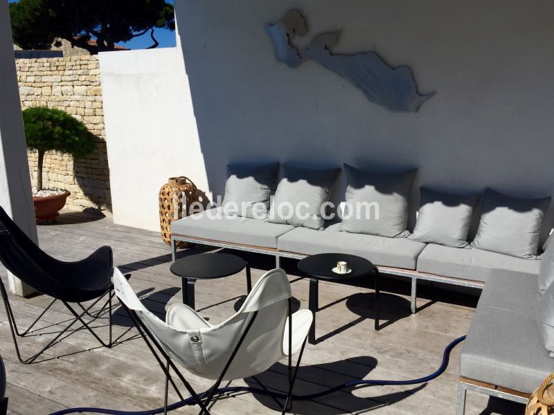 Photo 25 : TERRASSE d'une maison située à Le Bois-Plage-en-Ré, île de Ré.