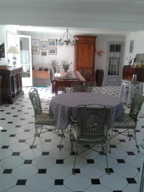 Photo 9 : NC d'une maison située à Le Bois-Plage-en-Ré, île de Ré.