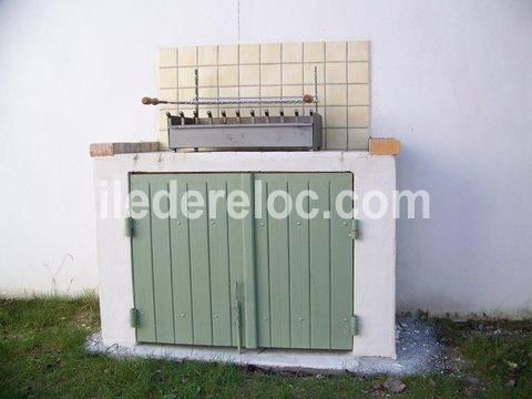 Photo 5 : JARDIN d'une maison située à Les Portes, île de Ré.