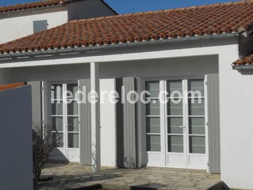 Photo 1 : EXTERIEUR d'une maison située à La Couarde-sur-mer, île de Ré.