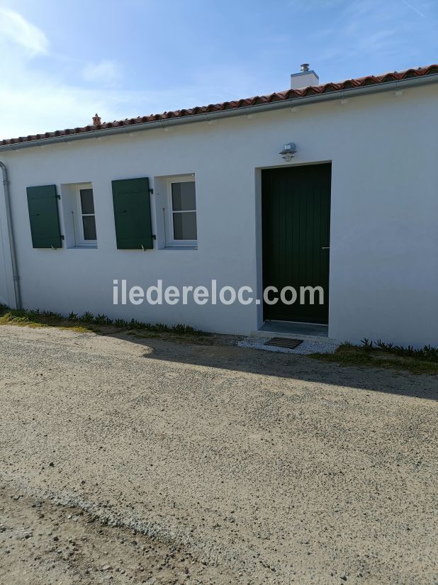 Photo 7 : EXTERIEUR d'une maison située à Le Bois-Plage-en-Ré, île de Ré.