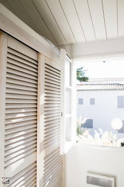 Photo 9 : CHAMBRE d'une maison située à Saint-Martin-de-Ré, île de Ré.