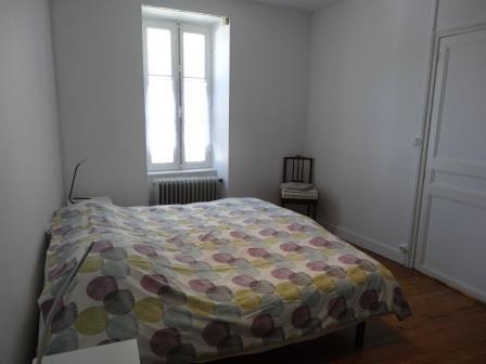 Photo 10 : CHAMBRE d'une maison située à Loix, île de Ré.