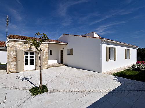 Photo 1 : EXTERIEUR d'une maison située à La Flotte-en-Ré, île de Ré.