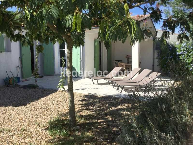 Photo 1 : NC d'une maison située à Sainte-Marie-de-Ré, île de Ré.